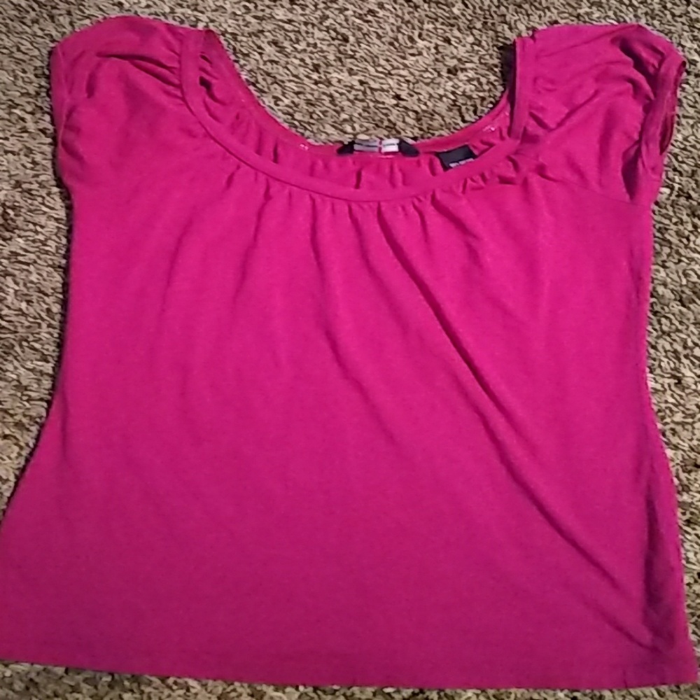 New York and Company basic short sleeve
